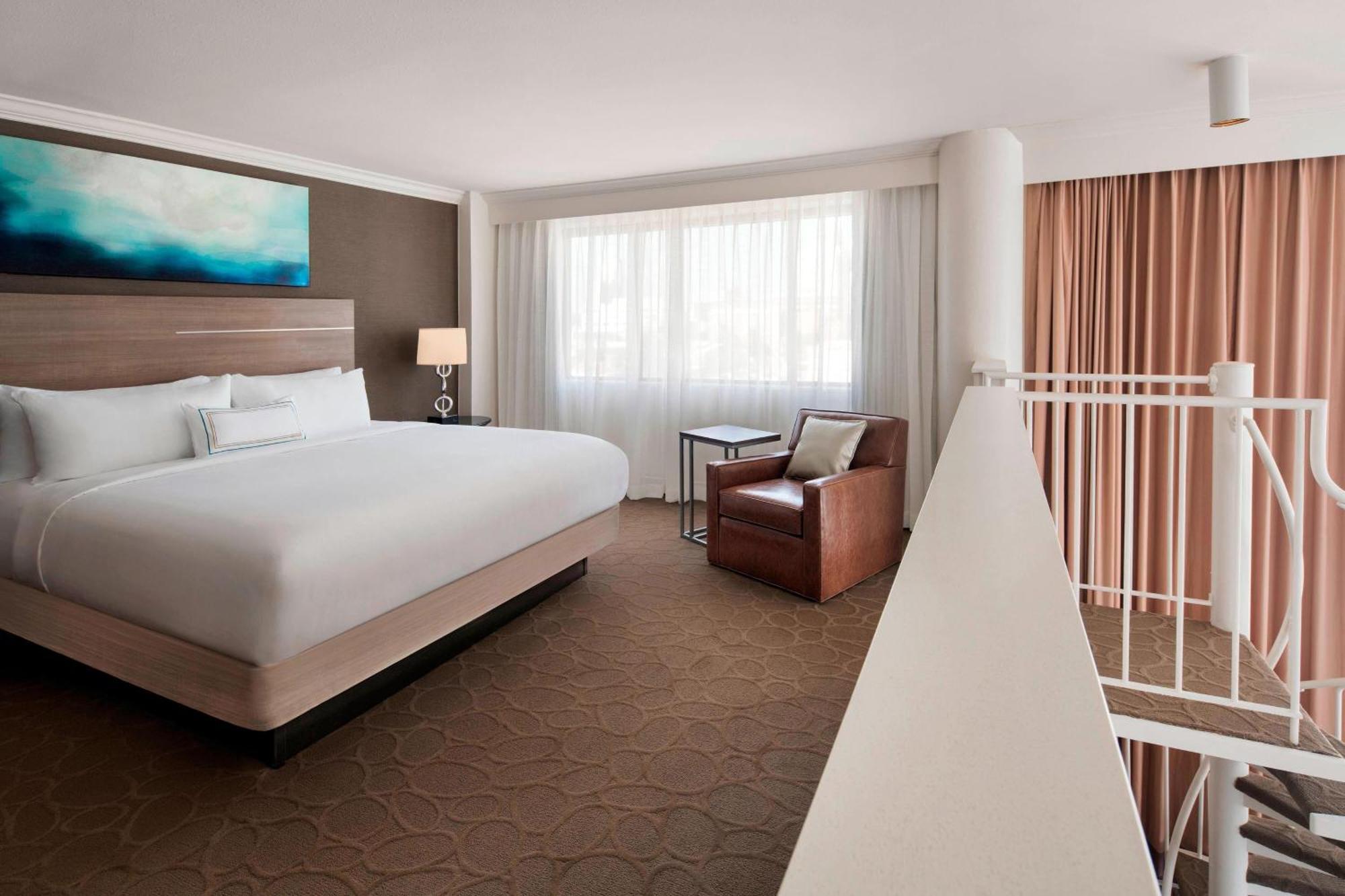 Delta Hotels By Marriott Richmond Downtown Exteriör bild